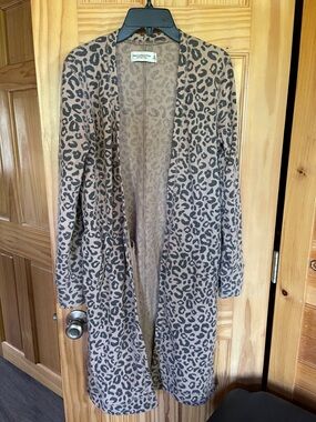 Abercrombie & Fitch Taupe Leopard Open-Front Cardigan